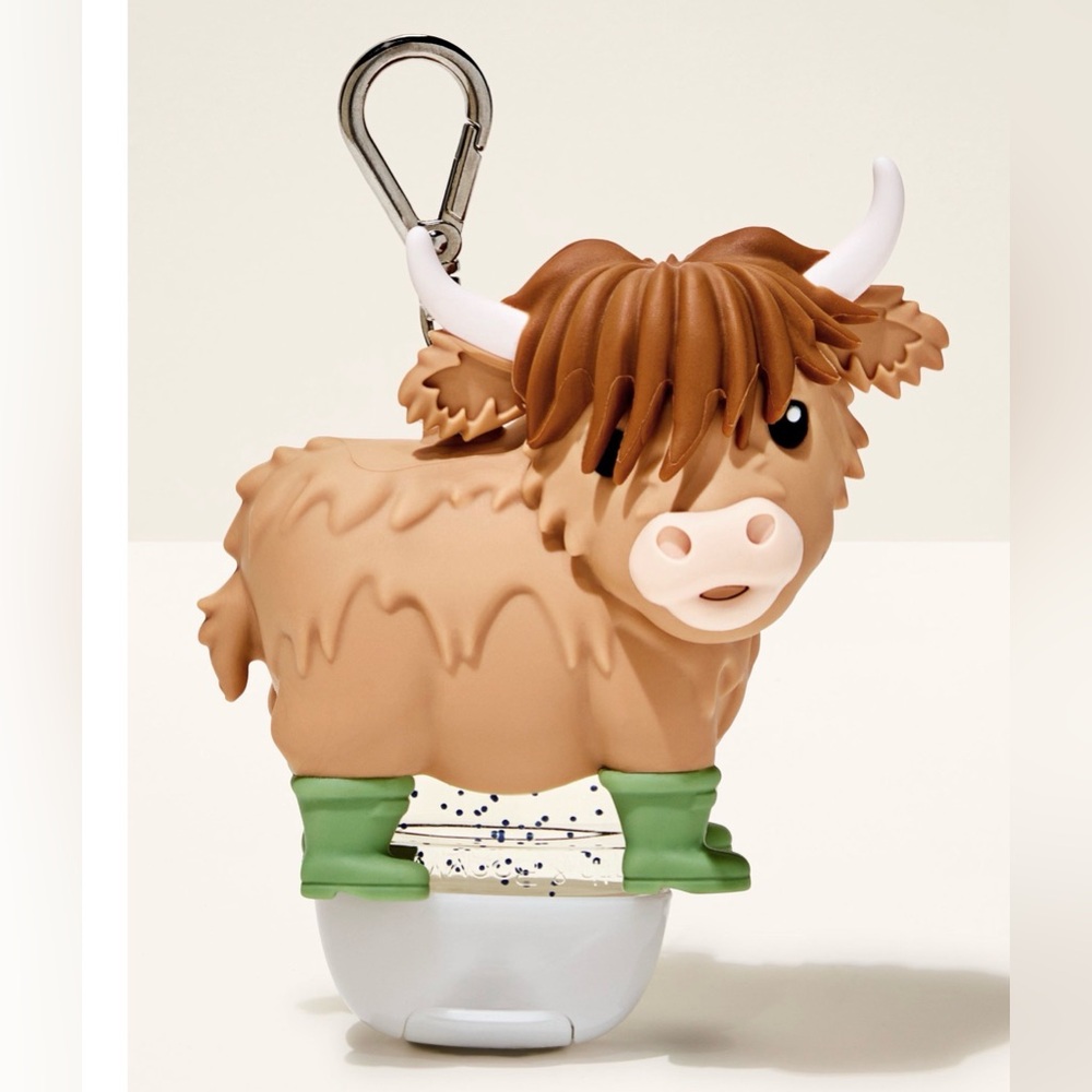 Bath and Body Highland Cow Keychain hand sanitizer